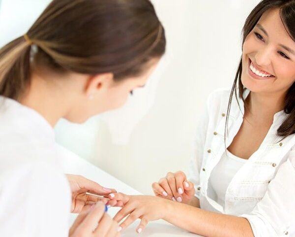 Nail rắc bột