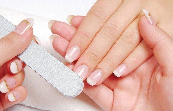 Chi phí học nail