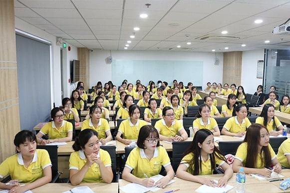 Học phí nghề spa chiếm đa số chi phí