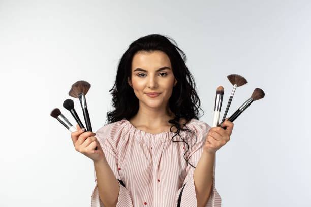Nên học đại học hay học nghề - Đâu là con đường phù hợp với bạn 45 Chuyên viên make up