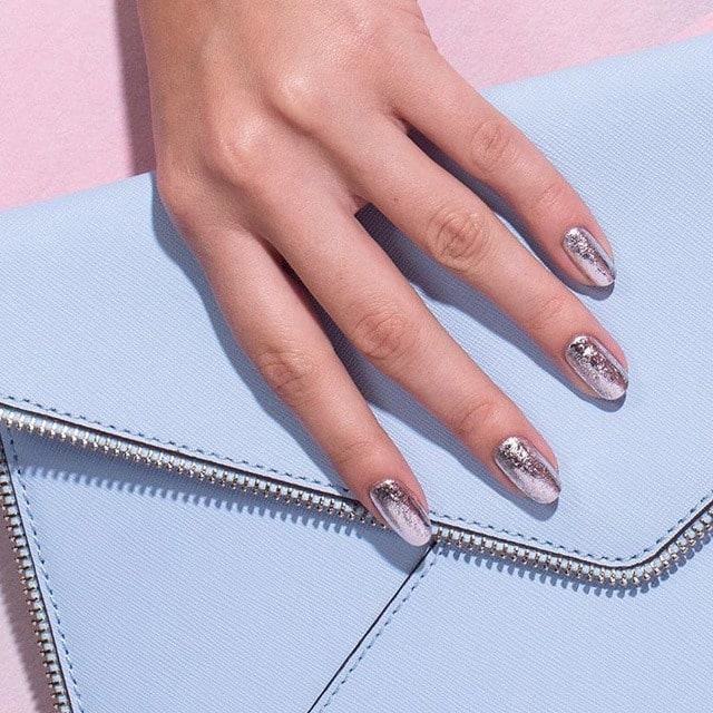 Học nail kỹ thuật đính foil