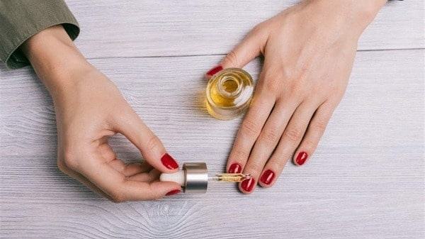 Học nail tại nhà giúp bạn chủ động thời gian